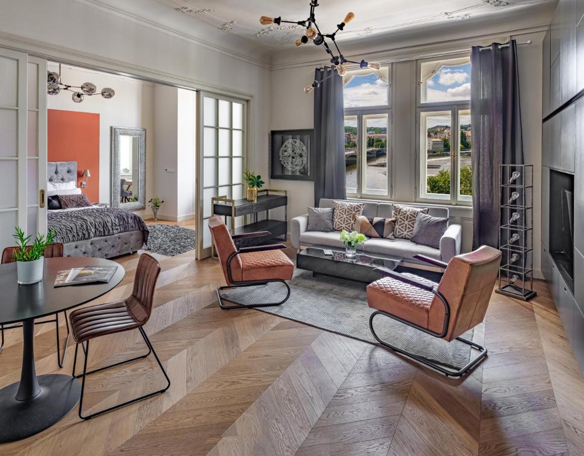 Mn6 Luxury Suites By Adrez 프라하 외부 사진