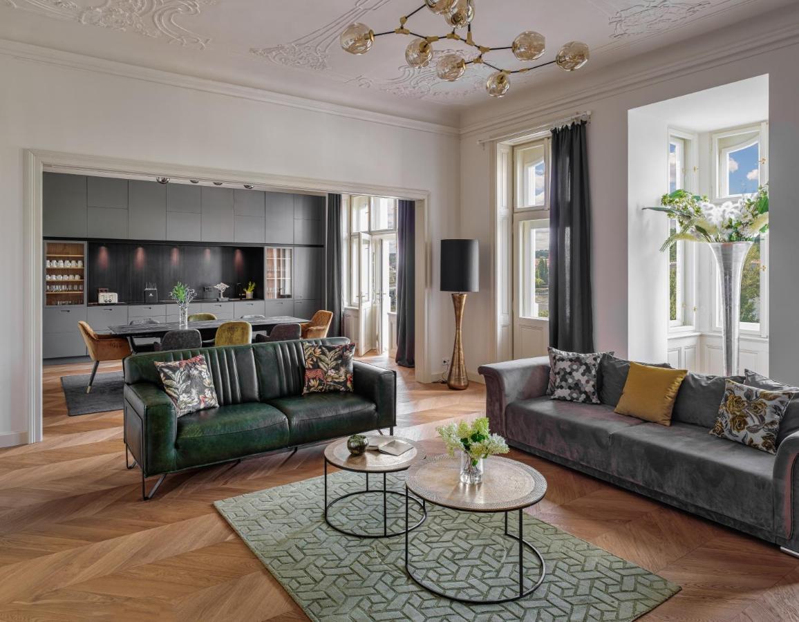 Mn6 Luxury Suites By Adrez 프라하 외부 사진