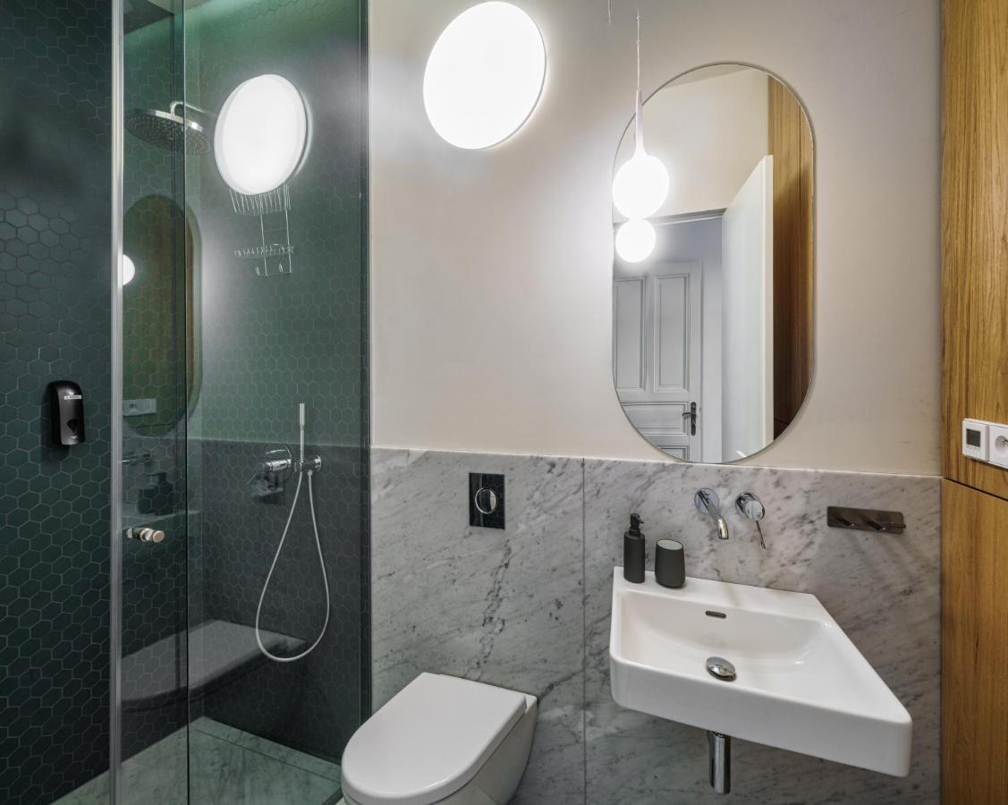 Mn6 Luxury Suites By Adrez 프라하 외부 사진