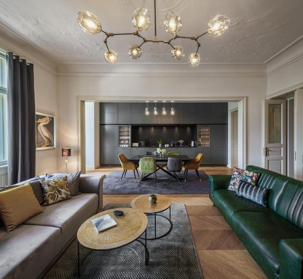Mn6 Luxury Suites By Adrez 프라하 외부 사진