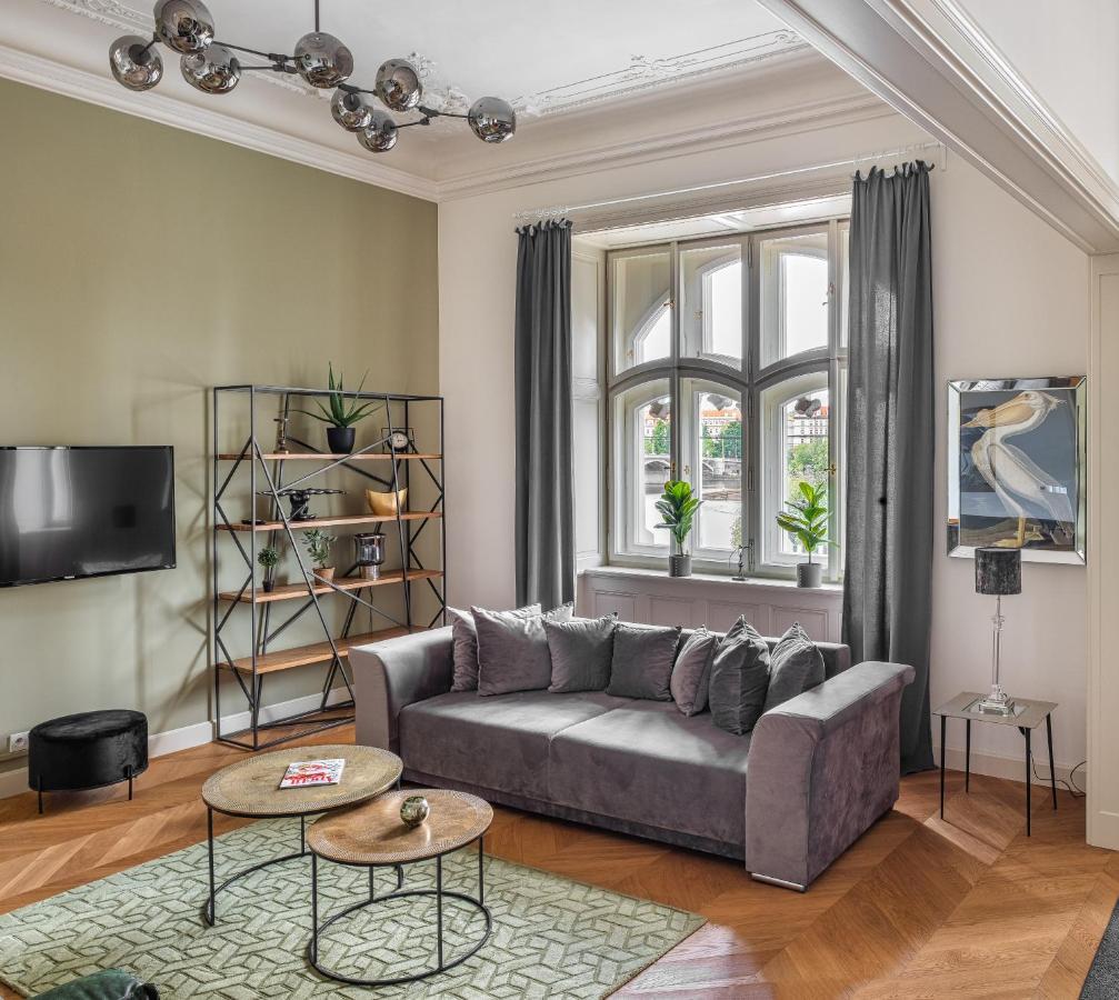 Mn6 Luxury Suites By Adrez 프라하 외부 사진